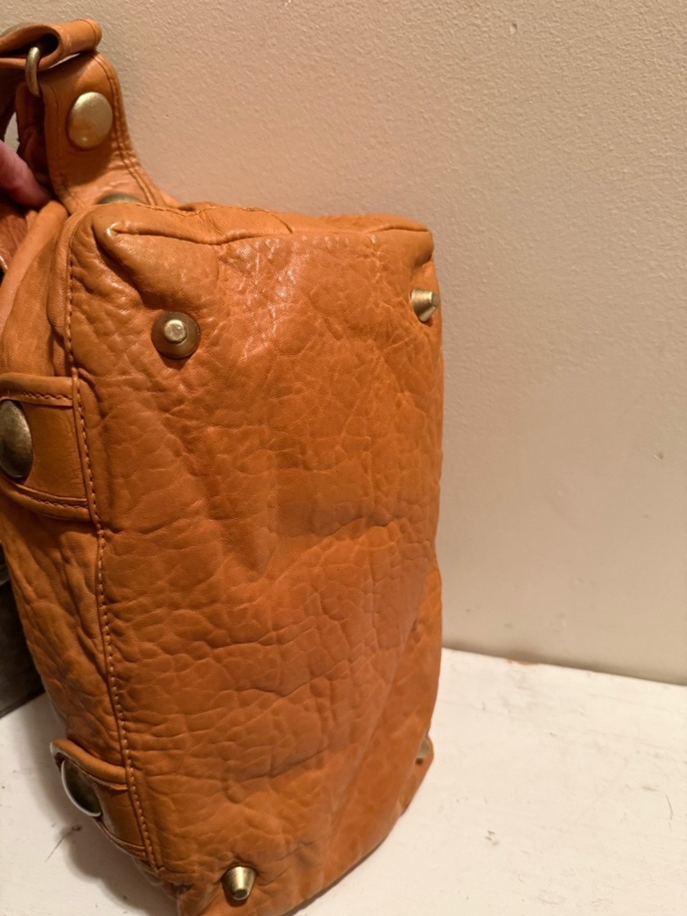 Cynthia Rowley Tan Leather Shoulder Hobo Bag EUC - Picture 4 of 11